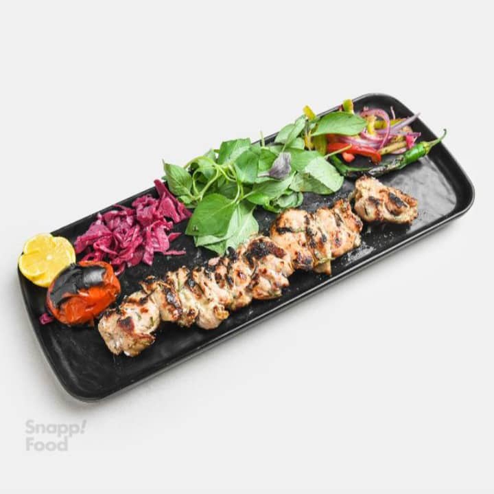 خوراک جوجه لاری